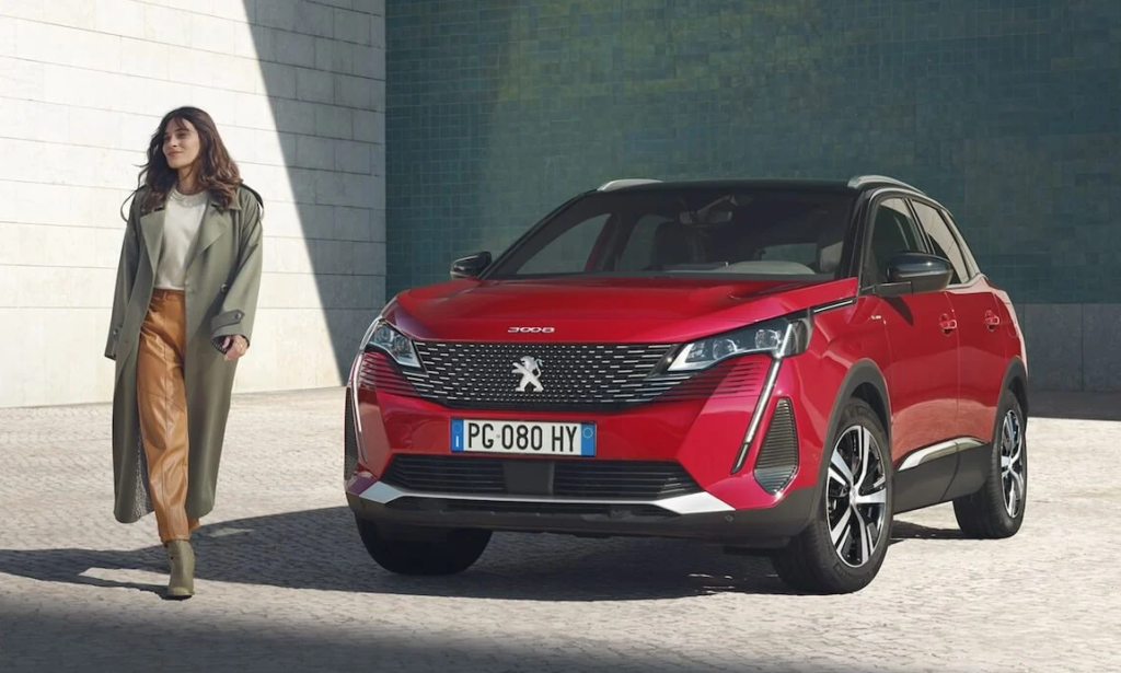 SUV PEUGEOT 3008
da €349/mese
con finanziamento i-Move *
TAN (fisso) 7,75% TAEG 8,99%