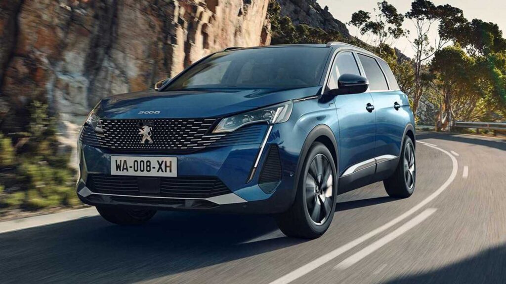 SUV PEUGEOT 5008
da €459/mese
con finanziamento i-Move Avantage*
TAN (fisso) 6,75% TAEG 7,91%